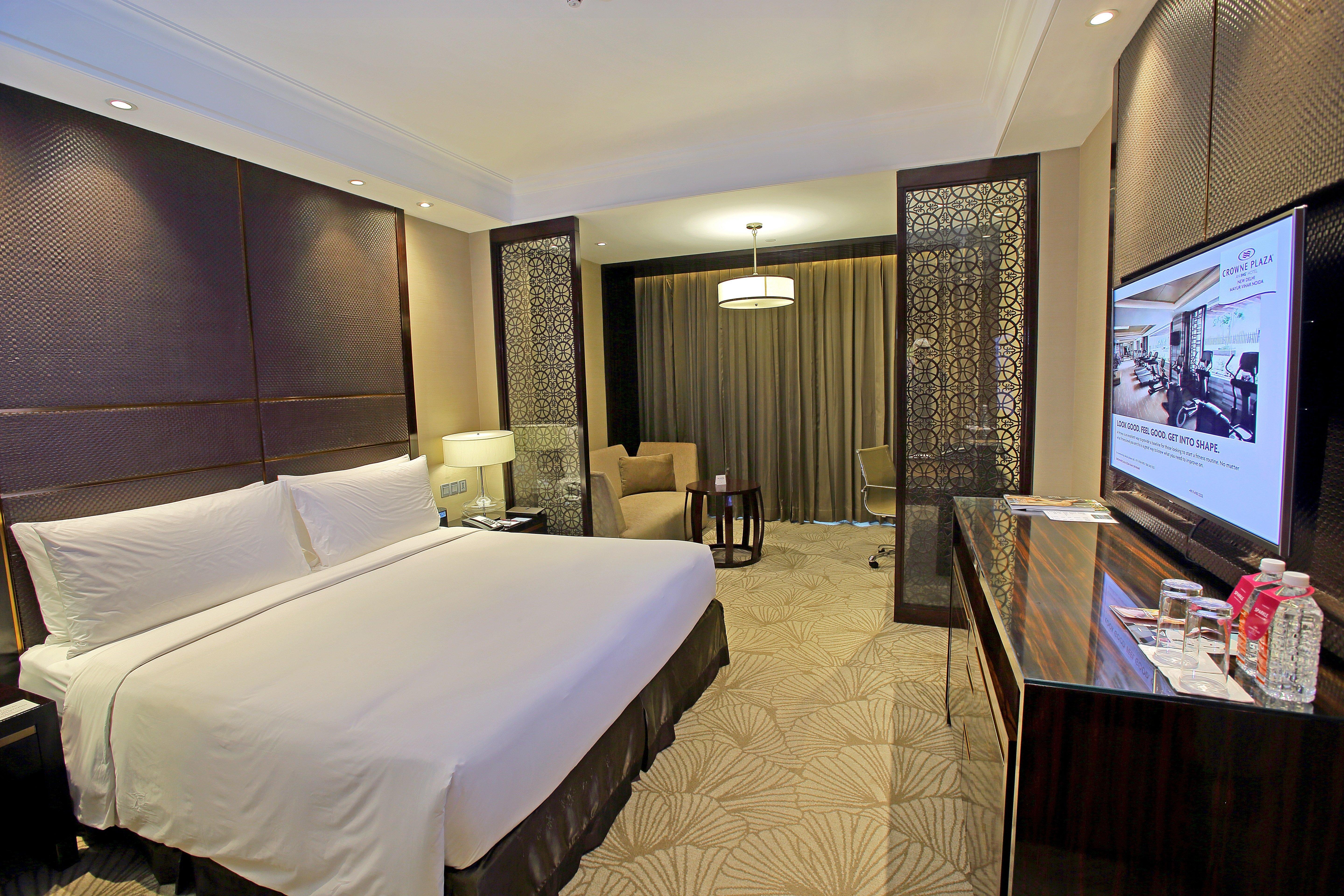 Crowne Plaza New Delhi Mayur Vihar Noida By Ihg Exterior foto Deluxe room